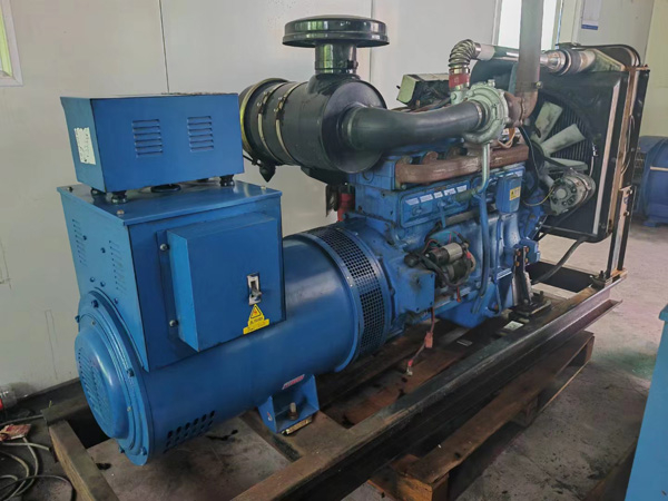 闵行100kW柴油发电机组使用多级机油有哪些优缺点？